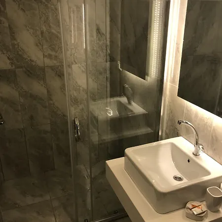 Himm Hotel 4*